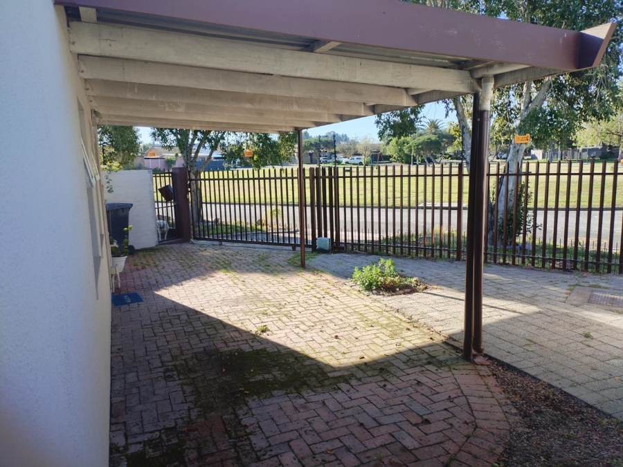 To Let 2 Bedroom Property for Rent in Marinda Park Western Cape